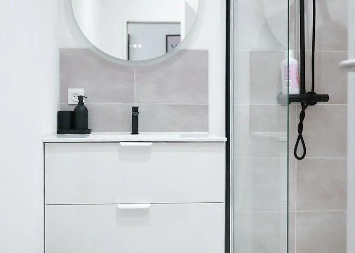 Joli Chaleureux Centre - 2 Personnes Daire *