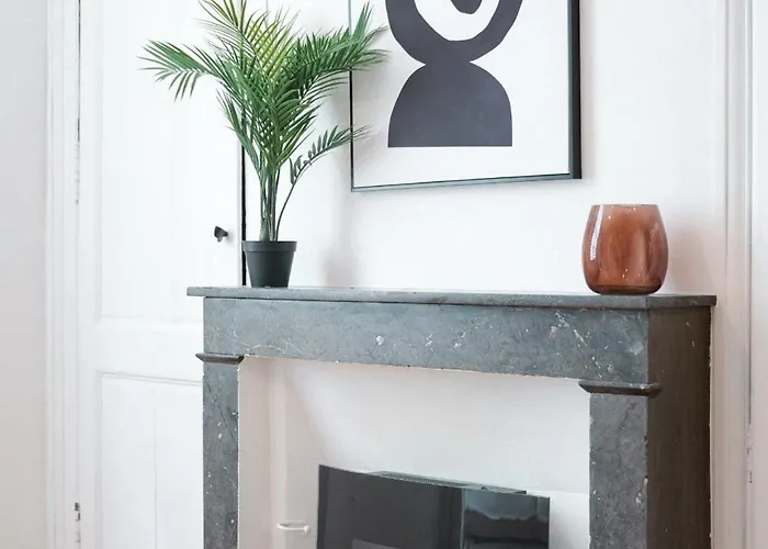 Апартаменты Joli Chaleureux Centre - 2 Personnes *